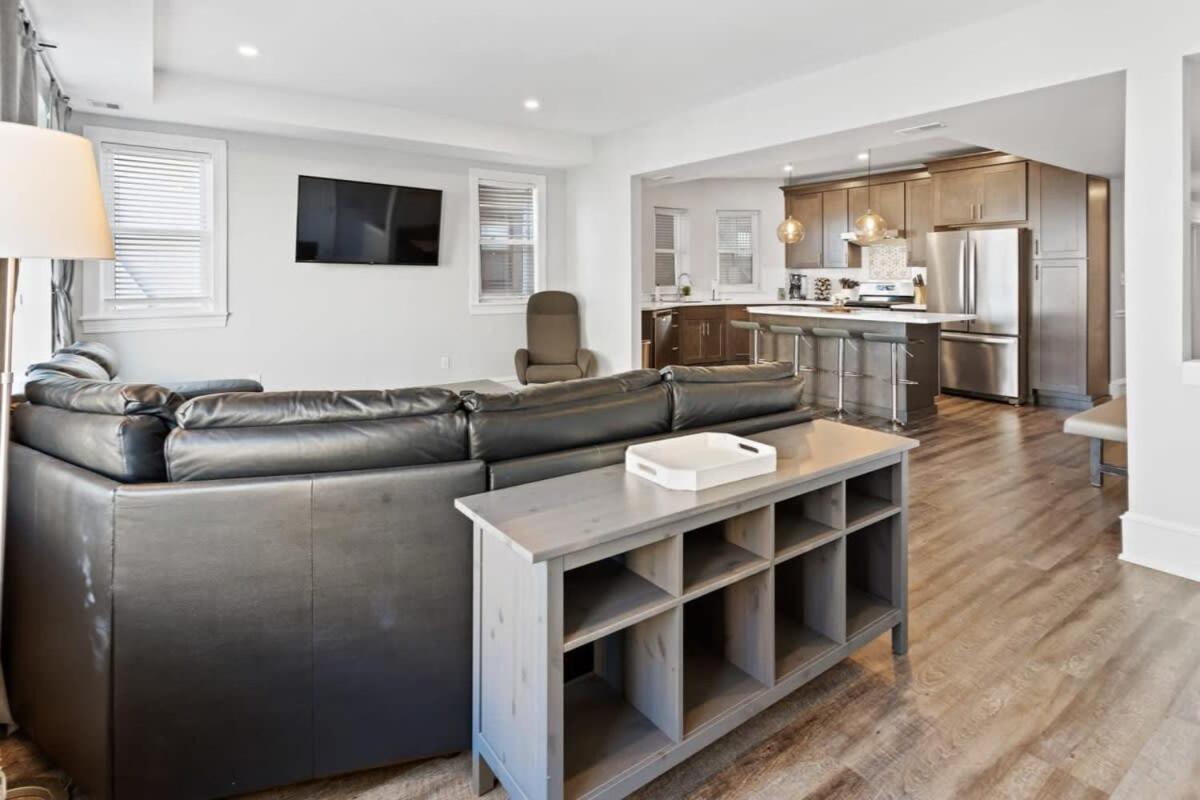 Modern 4Br 2Ba Apt Steps To The Beach Open Living أتلانتيك سيتي المظهر الخارجي الصورة