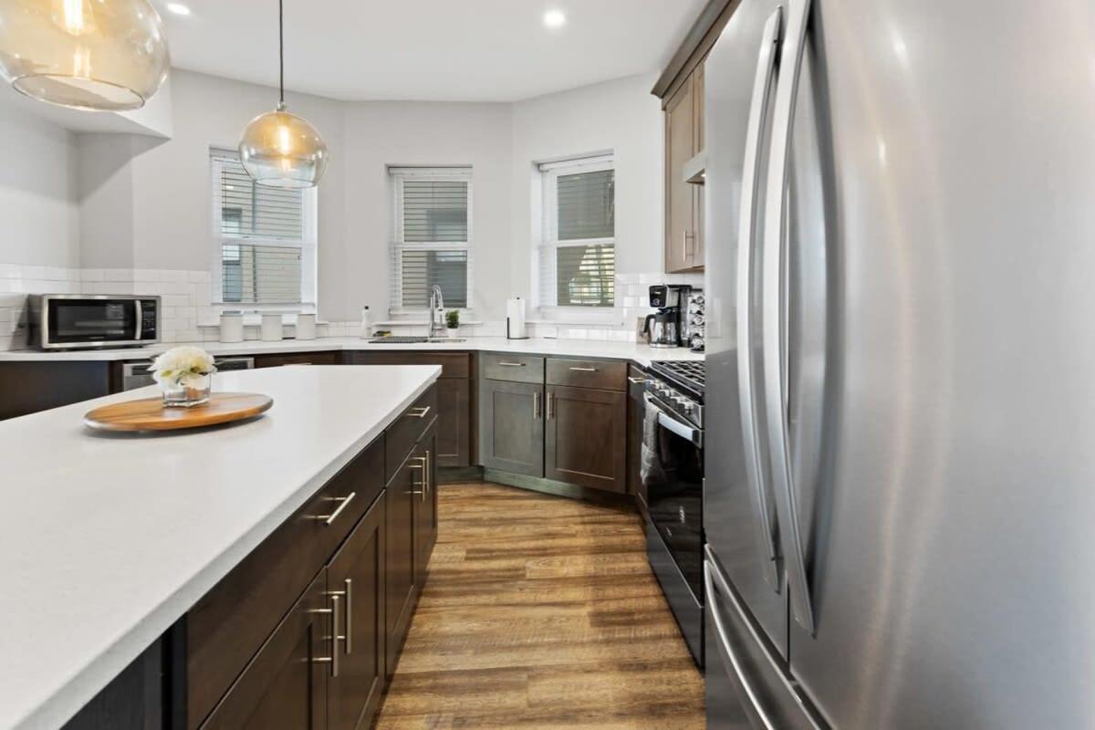 Modern 4Br 2Ba Apt Steps To The Beach Open Living أتلانتيك سيتي المظهر الخارجي الصورة