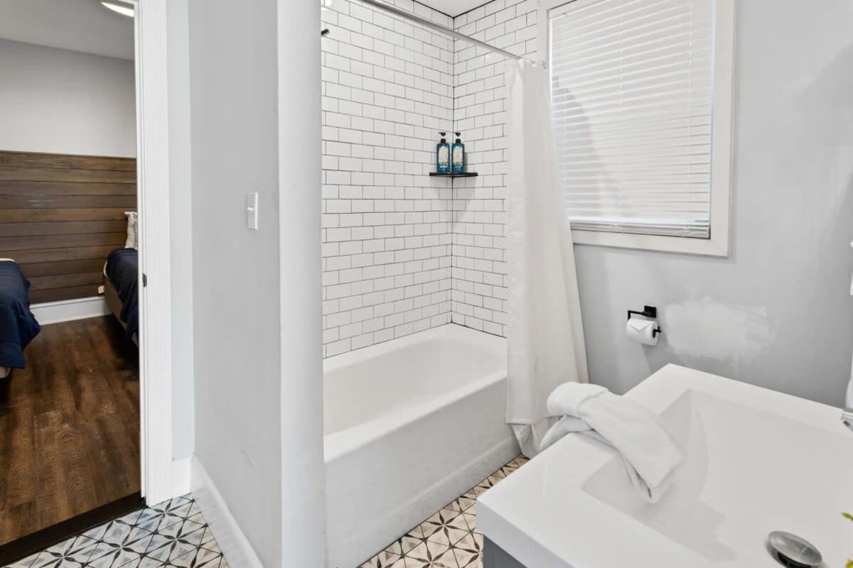 Modern 4Br 2Ba Apt Steps To The Beach Open Living أتلانتيك سيتي المظهر الخارجي الصورة